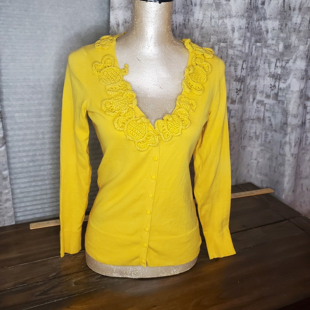 Moth Anthropologie Yellow Crochet Floral Applique Cardigan Sweater Small